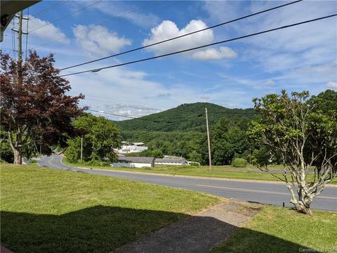 394 Summit Ave, Spruce Pine, NC 28777 photo 5