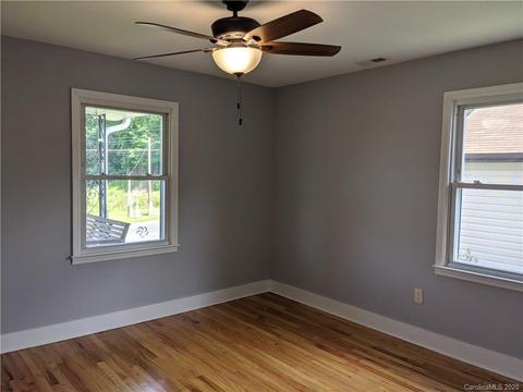 394 Summit Ave, Spruce Pine, NC 28777 photo 22