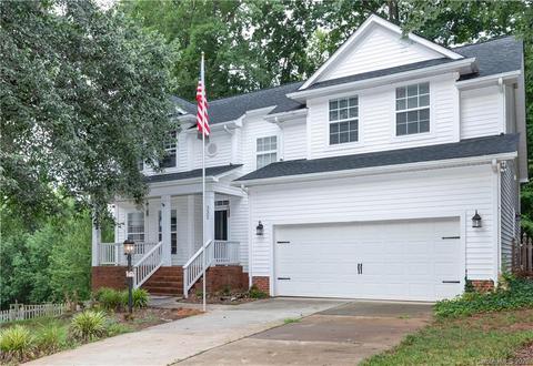332 Brixham Pl, Fort Mill, SC 29708 photo 1