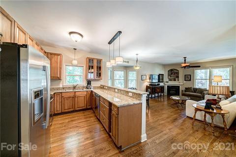 449 Bascom St, Charlotte, NC 28205 photo 6