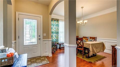 538 Daventry Ct, Clover, SC 29710 photo 3