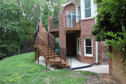 18716 River Falls Dr, Davidson, NC 28036 photo 4