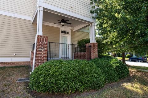330 Davidson Gateway Dr, Davidson, NC 28036 photo 3