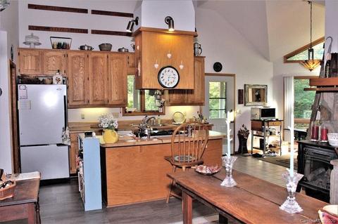 562 Suntrace Cir, Cullowhee, NC 28723 photo 8