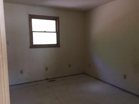 200 Main Ave W, Hildebran, NC 28637 photo 6