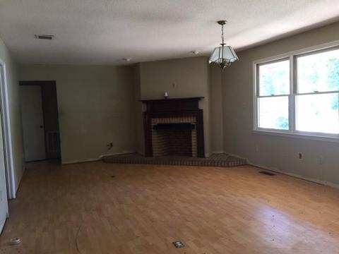 200 Main Ave W, Hildebran, NC 28637 photo 5