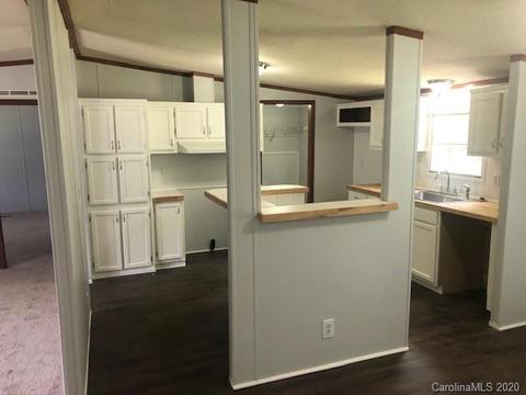 204 Canfield Dr, Olin, NC 28660 photo 4
