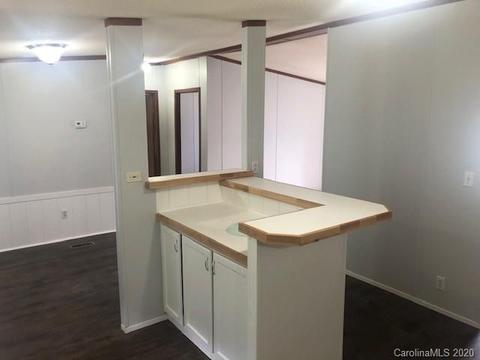 204 Canfield Dr, Olin, NC 28660 photo 5