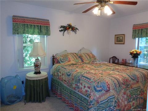 256 E View Rd, Sylva, NC 28779 photo 8