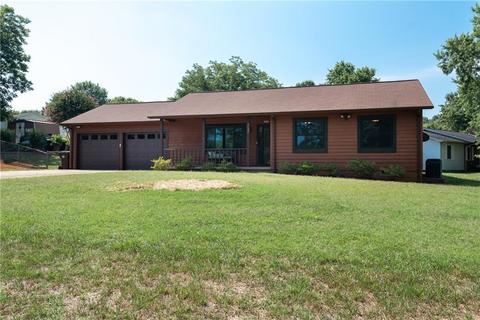 4629 Queens Rd, Hickory, NC 28602 photo 2