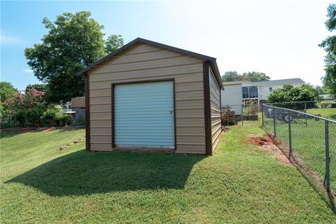 4629 Queens Rd, Hickory, NC 28602 photo 8