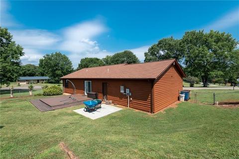 4629 Queens Rd, Hickory, NC 28602 photo 9