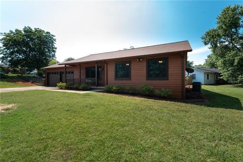 4629 Queens Rd, Hickory, NC 28602 photo 3