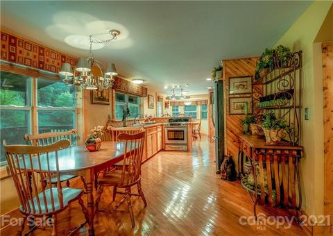 514 Crabtree Creek Rd, Spruce Pine, NC 28777 photo 19