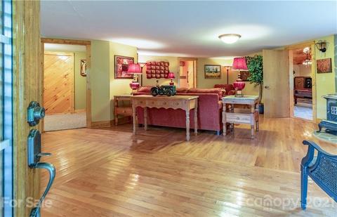 514 Crabtree Creek Rd, Spruce Pine, NC 28777 photo 17