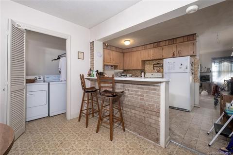 19213 Carter Cir, Cornelius, NC 28031 photo 2