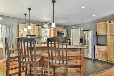 90 Devlin St, Canton, NC 28716 photo 14