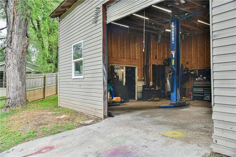 90 Devlin St, Canton, NC 28716 photo 8