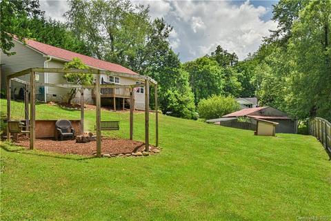 90 Devlin St, Canton, NC 28716 photo 9