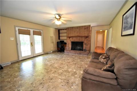 601 Roberts St, Monroe, NC 28112 photo 5