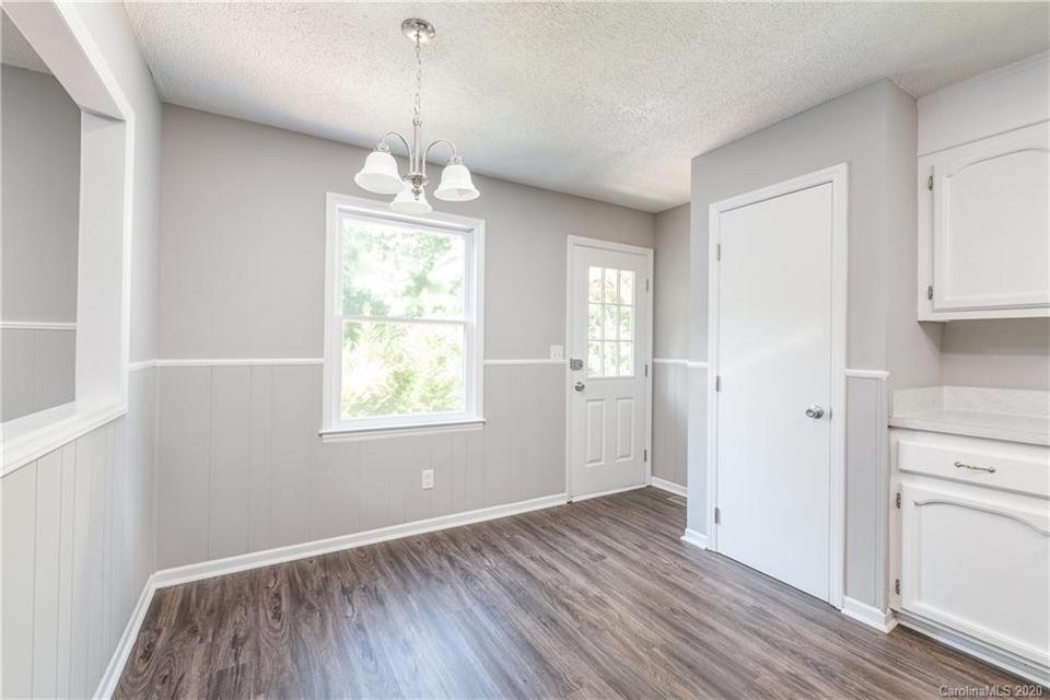  309 E Brevard St, Stanley, NC 28164 photo 6
