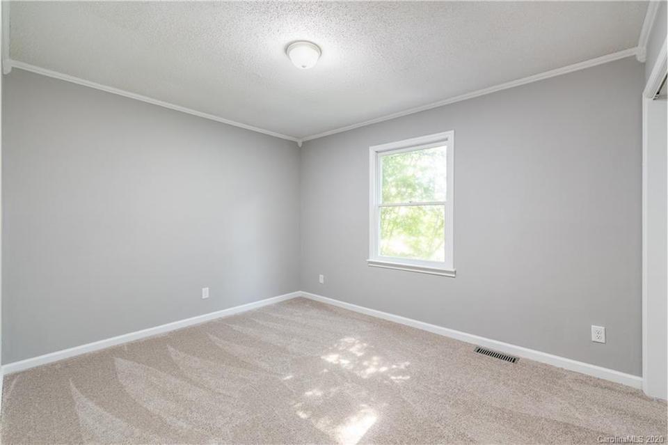  309 E Brevard St, Stanley, NC 28164 photo 12