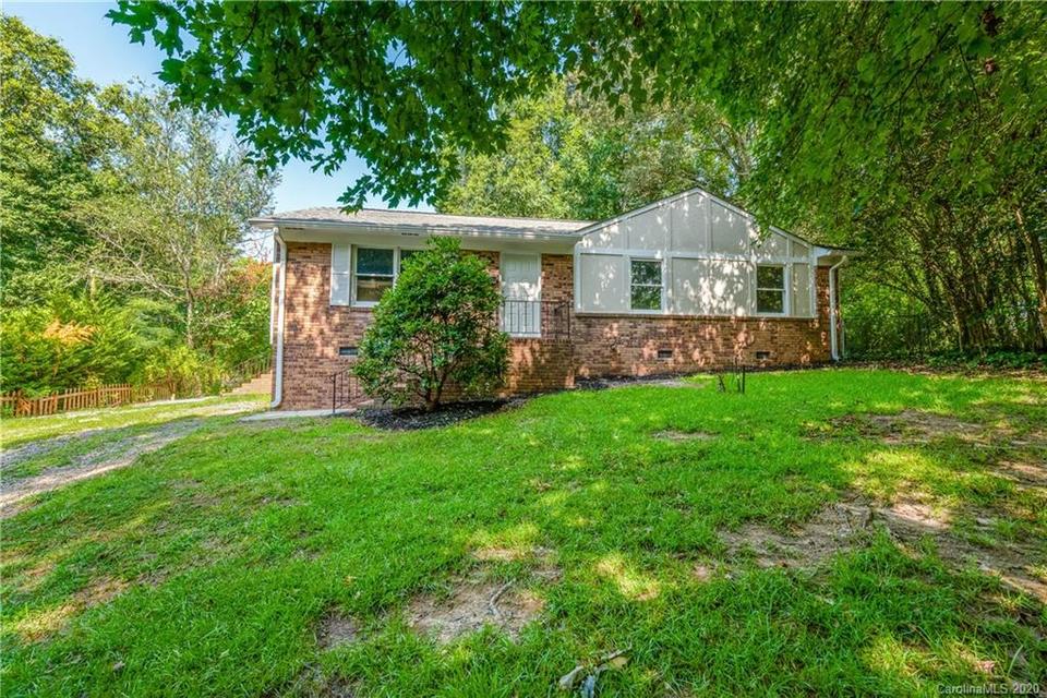  309 E Brevard St, Stanley, NC 28164 photo 1