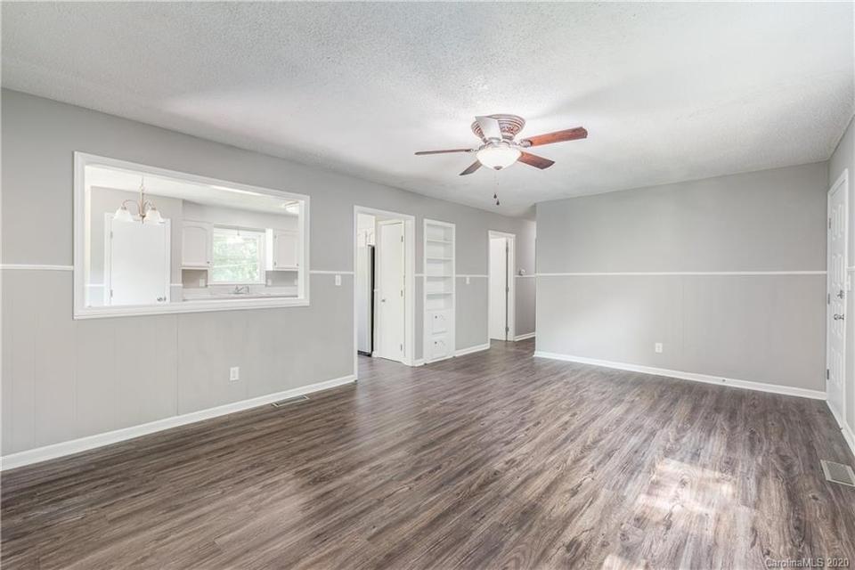  309 E Brevard St, Stanley, NC 28164 photo 10