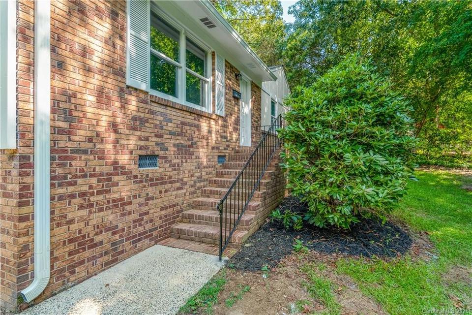 309 E Brevard St, Stanley, NC 28164 photo 23