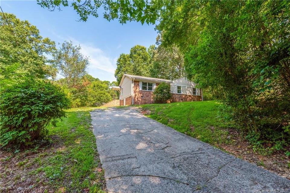 309 E Brevard St, Stanley, NC 28164 photo 2