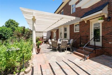 207 Lingle Dr, Davidson, NC 28036 photo 4