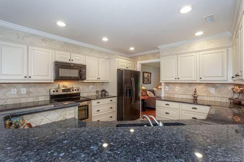 7060 Ridgeway Rd, Stanley, NC 28164 photo 9