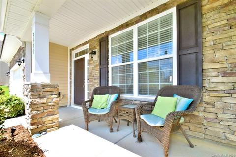 3300 Brackhill St, Davidson, NC 28036 photo 2