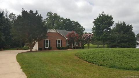 907 Secrest Hill Dr, Monroe, NC 28110 photo 2