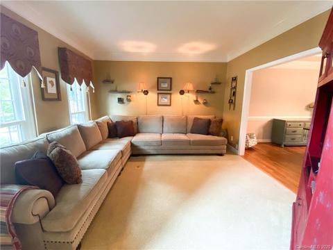8100 Forest Shadow Cir, Cornelius, NC 28031 photo 10
