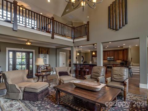 995 Deep Gap Farm Rd, Mill Spring, NC 28756 photo 4