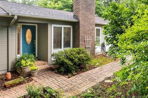 235 Aurora Ln, Tryon, NC 28782 photo 2
