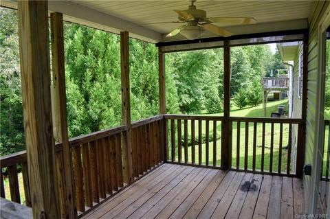 216 Pine Meadows Cir, Hickory, NC 28601 photo 23