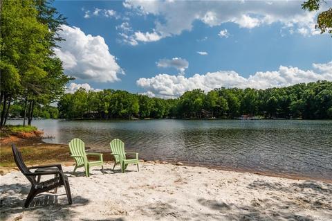 144 Park Forest St, Davidson, NC 28036 photo 3
