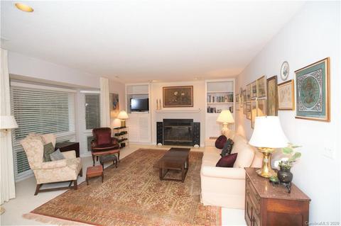 127 Burning Tree Ln, Flat Rock, NC 28731 photo 4