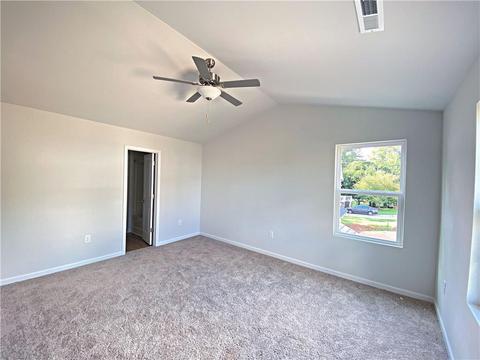 1661 Mayfair Dr, Conover, NC 28613 photo 4