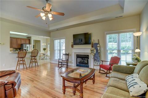 7121 Avocet Dr, Denver, NC 28037 photo 4