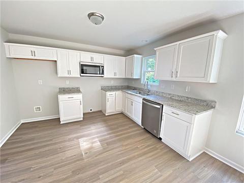 1669 Mayfair Dr, Conover, NC 28613 photo 3