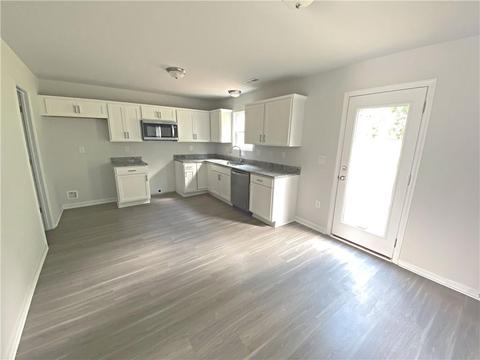 1644 Mayfair Dr, Conover, NC 28613 photo 3