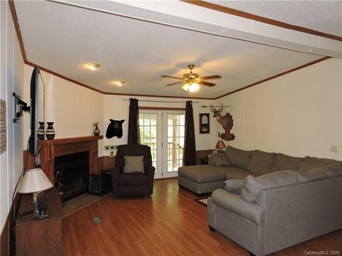 2245 Roaring Fork Rd, Mars Hill, NC 28754 photo 5