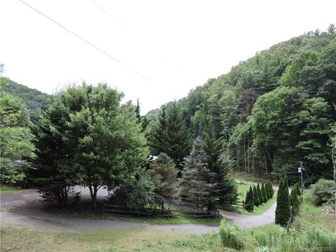 2245 Roaring Fork Rd, Mars Hill, NC 28754 photo 17