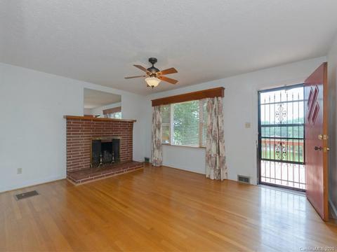 124 Trantham Rd, Canton, NC 28716 photo 3
