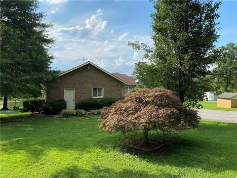 6513 Riverside Dr, Conover, NC 28613 photo 8