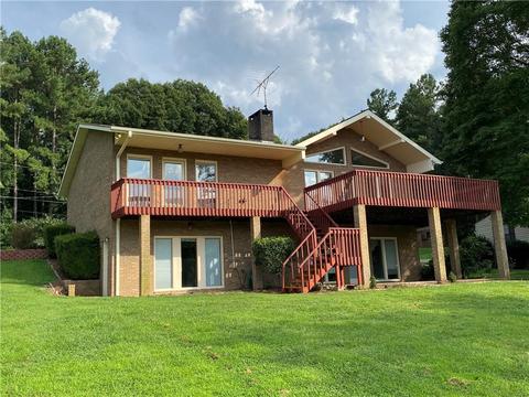 6513 Riverside Dr, Conover, NC 28613 photo 1