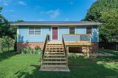 144 Pebblebrook St, Clyde, NC 28721 photo 1